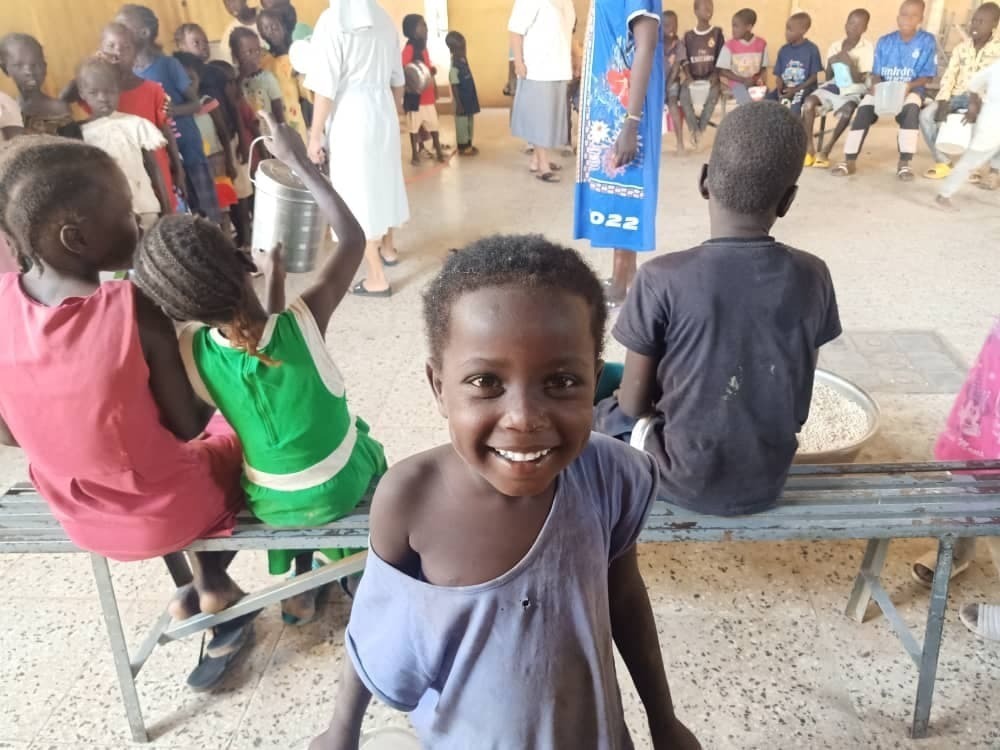 20. 8. 2026 – Spomnite se na družine, ki živijo v taboriščih za razseljene v Sudanu