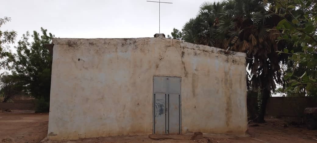 5 načinov, kako moliti za Mali po izbruhu nasilja